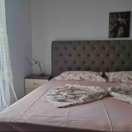 Comfortable Lungomare Vlore